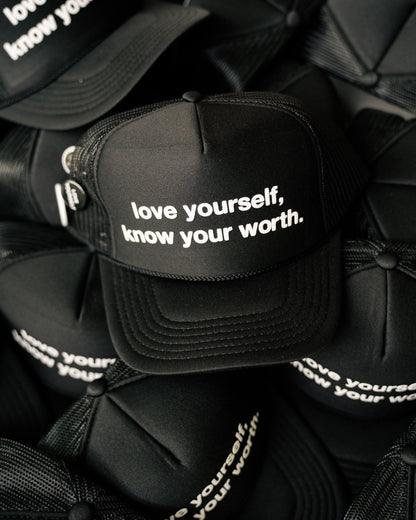 LYKYW Black Trucker Hat